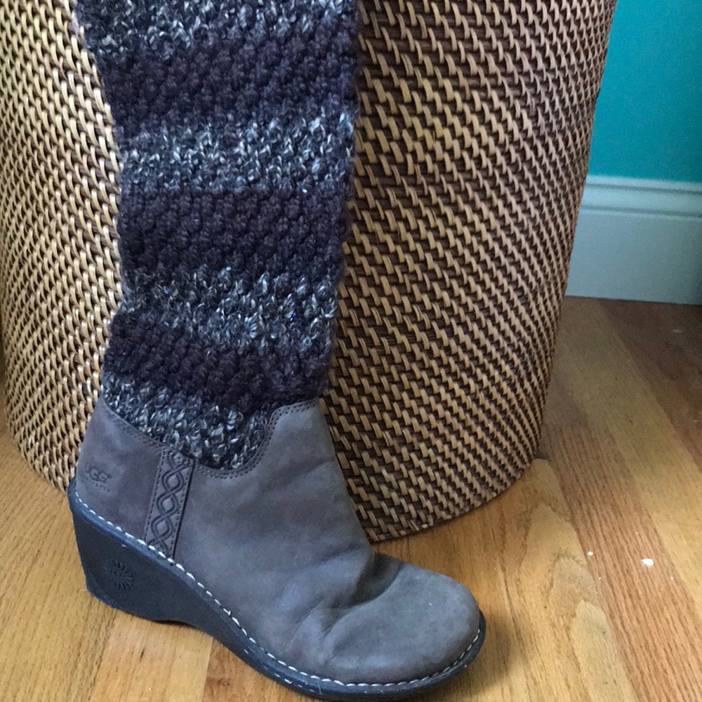 UGG Clogs with Patterned Leg Warmers